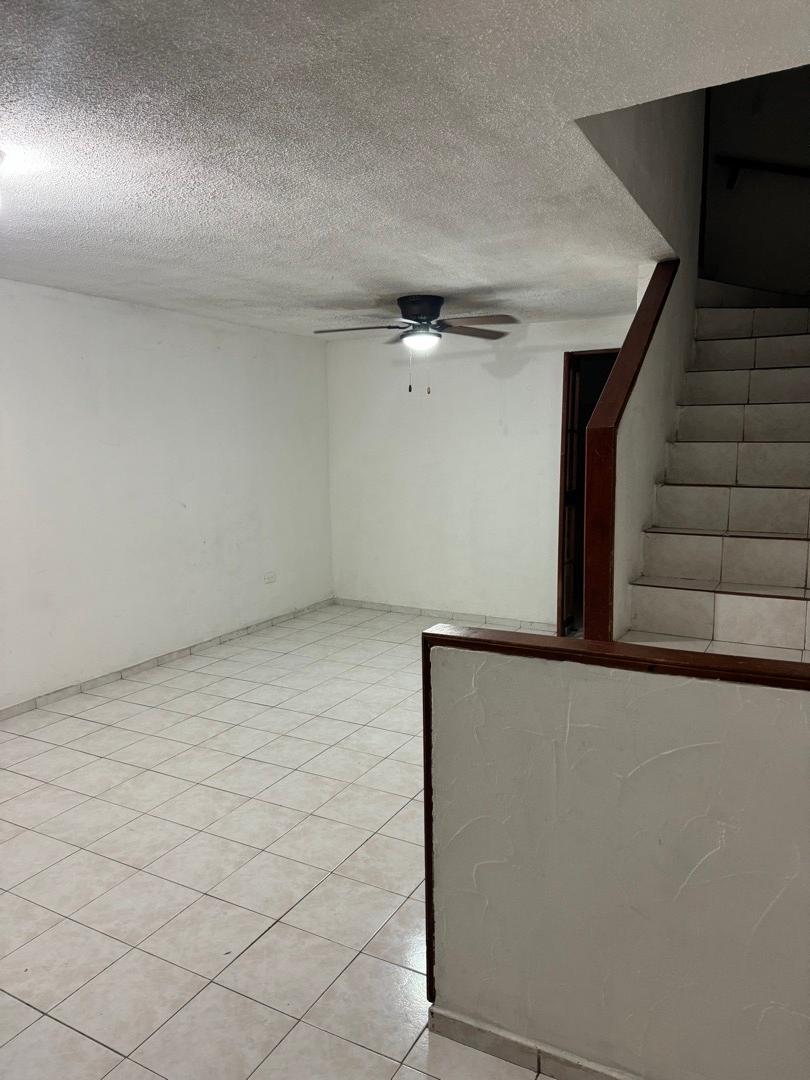 Casa con excelente ubicación