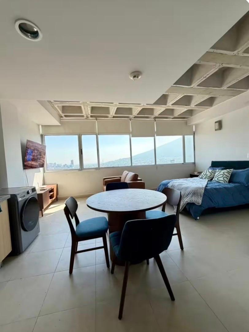 Loft premium perfecto para estudiantes a 10 min del tec caminando